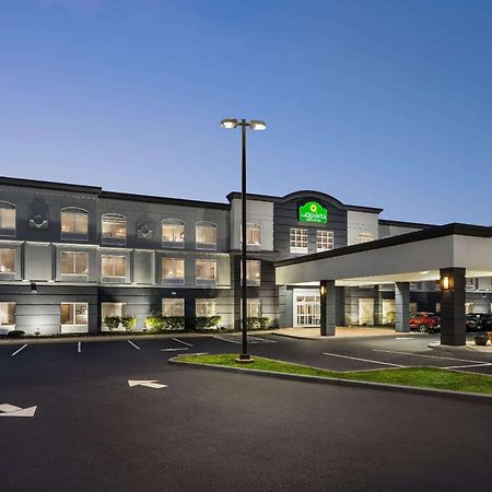 La Quinta By Wyndham Mt. Laurel - Philadelphia Hotel Mount Laurel Exterior photo